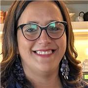 Insegnante di Biologia impartisce lezioni di chimica biologia fisiologia anatomia a studenti di liceo e istituti tecnici e professionali, incluso odontotecnico